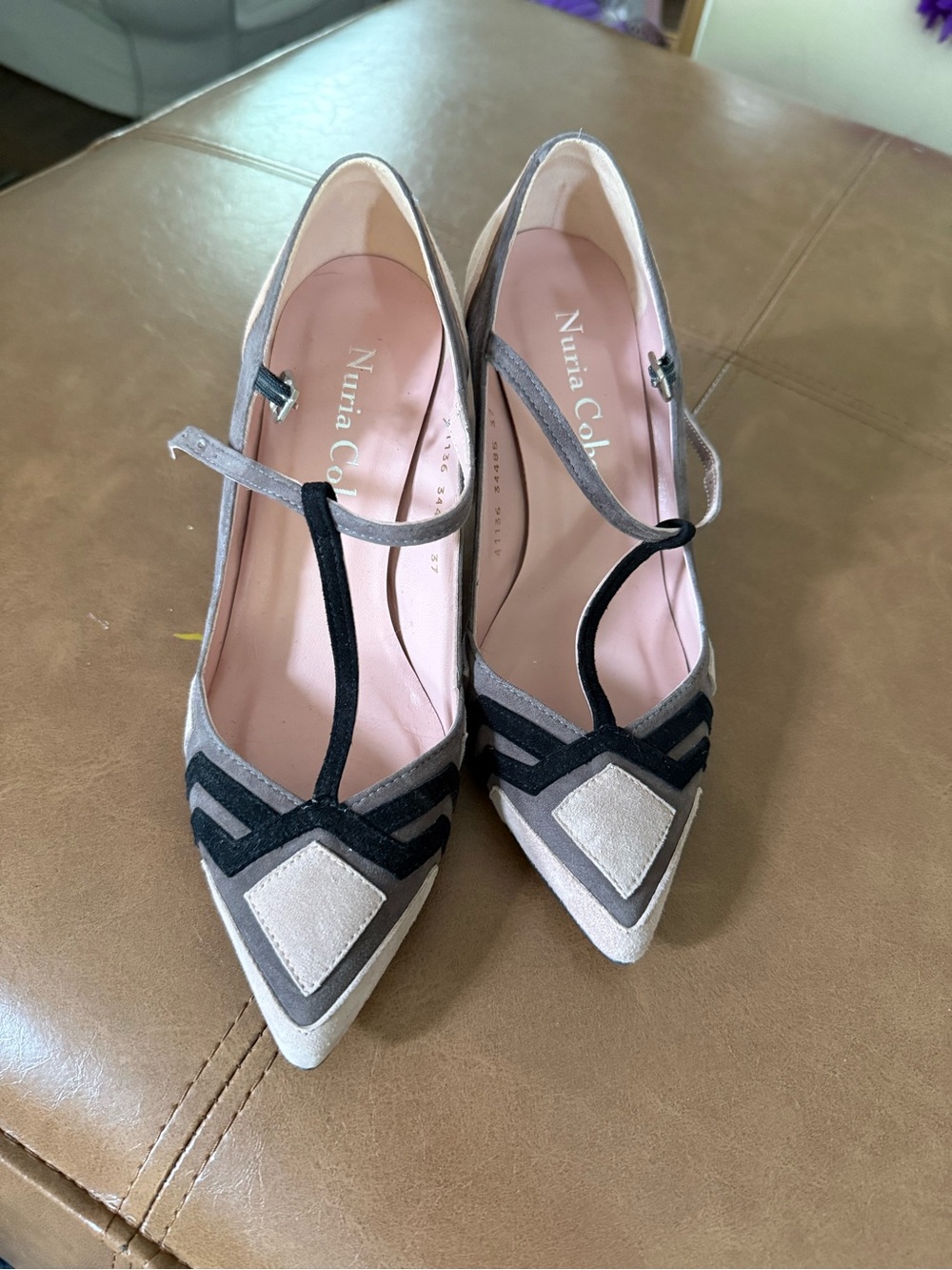 Beautiful Taupe and Black T-Strap Pointed Pumps from Spain - Nuria Cobo